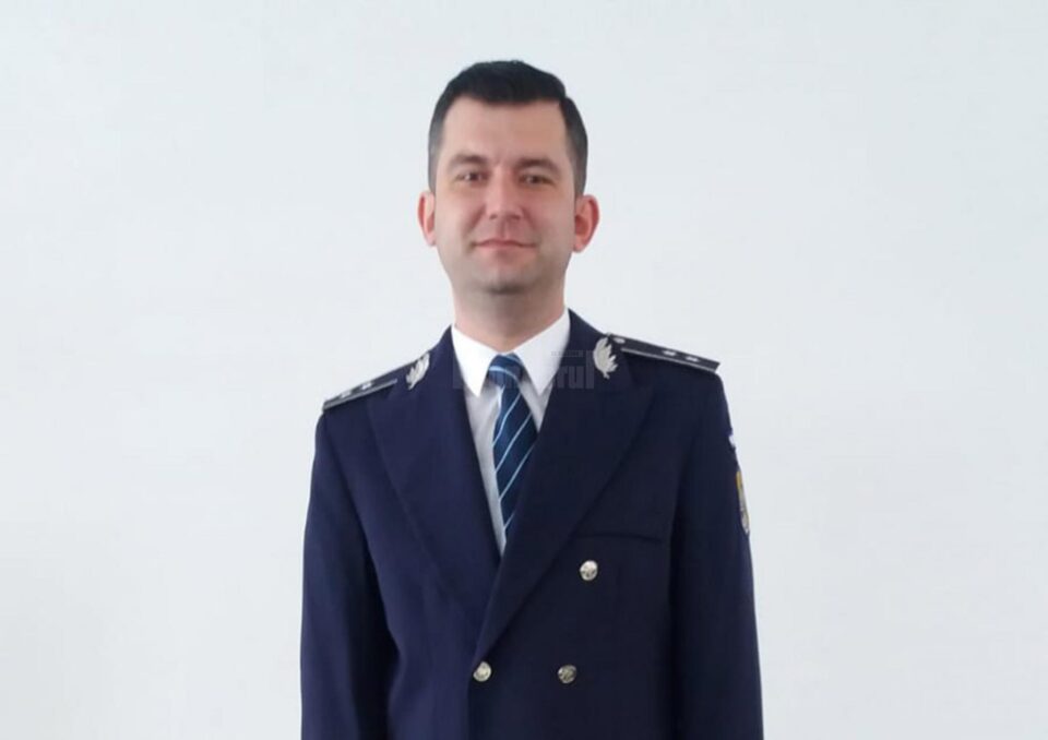 Comisarul de poliție Andrei Beșliu a fost împuternicit la comanda Poliției Orașului Siret Comisarul de poliție Andrei Beșliu a fost împuternicit la comanda Poliției Orașului Siret
