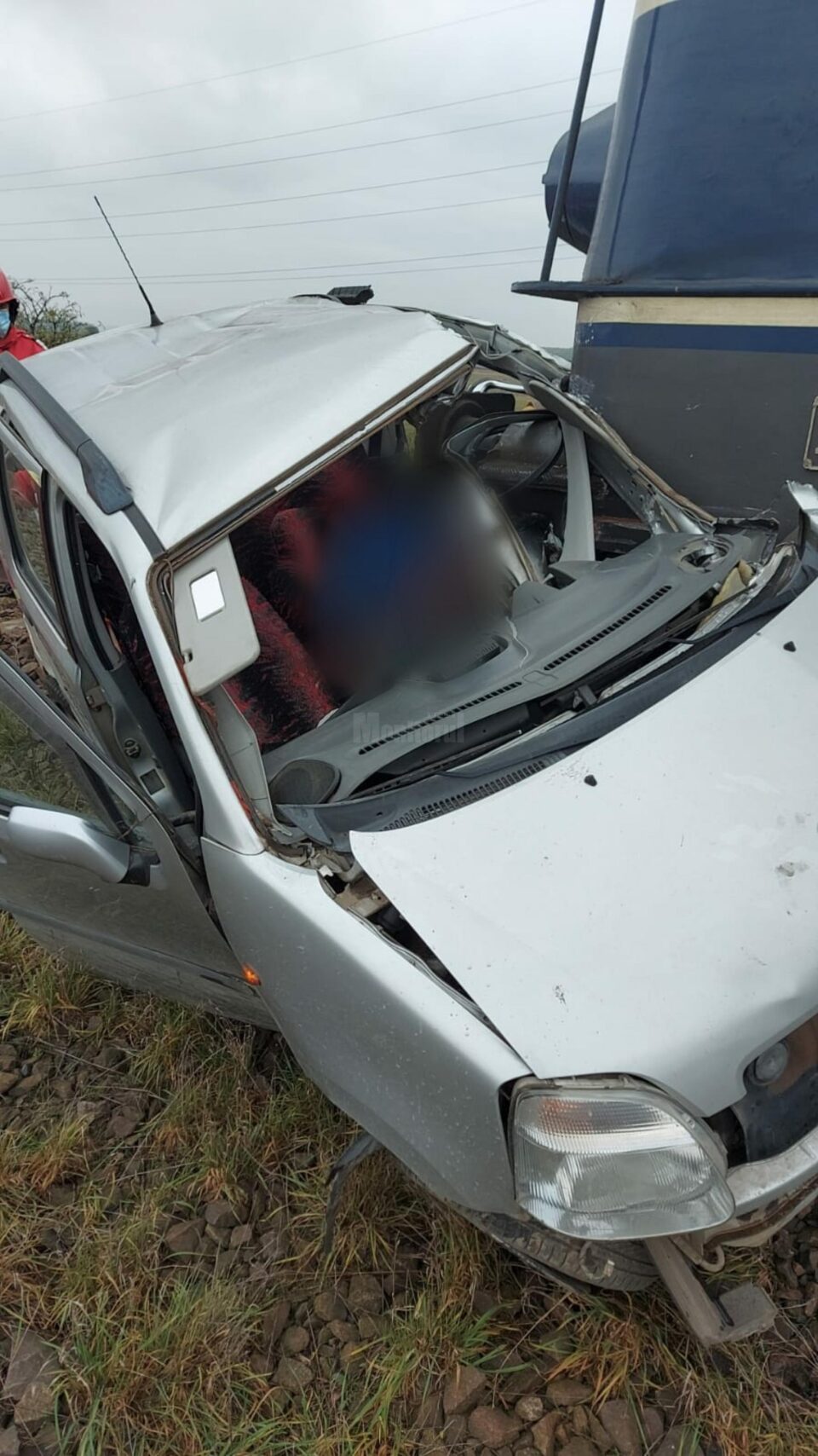 Șofer surprins și omorât de trenul Bacău - Suceava