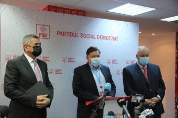 Alexandru Rafila, în centru