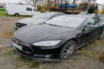 Autoturism Tesla dat în consemn în Europa, descoperit la Marginea