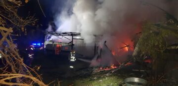 Un incendiu a distrus o gospodărie izolată din comuna Mălini