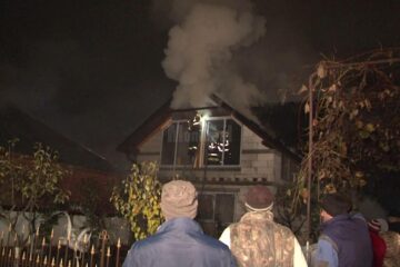 Focul a făcut prăpăd