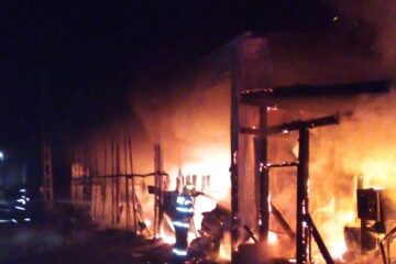 Incendiul puternic a distrus tot interiorul