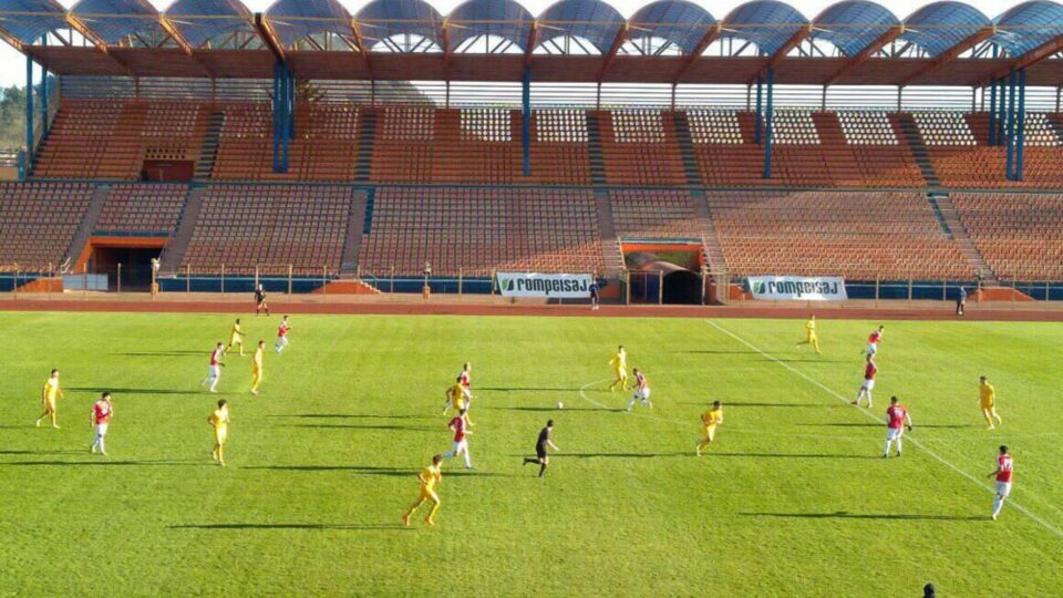 Meciul Ceahlăul - CSM Pașcani a încheiat sezonul de toamna în Liga a III-a. Foto Dan Eșanu Meciul Ceahlăul - CSM Pașcani a încheiat sezonul de toamna în Liga a III-a. Foto Dan Eșanu