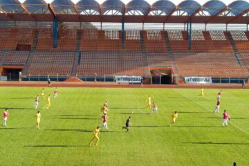 Meciul Ceahlăul - CSM Pașcani a încheiat sezonul de toamna în Liga a III-a. Foto Dan Eșanu