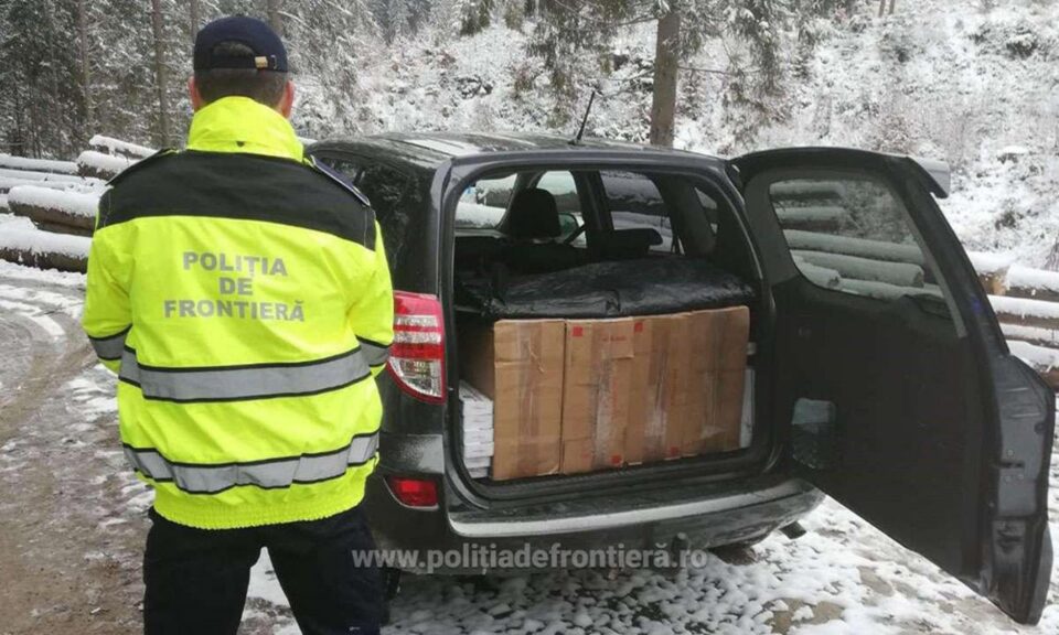 Țigări din magazine duty free, confiscate în zona de frontieră