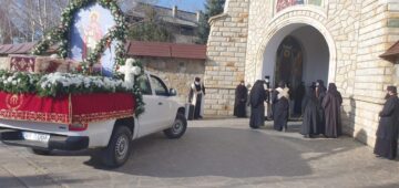 Racla cu moaștele Sfântului Ioan cel Nou de la Suceava a ajuns marți și la Mănăstirea Cămârzani