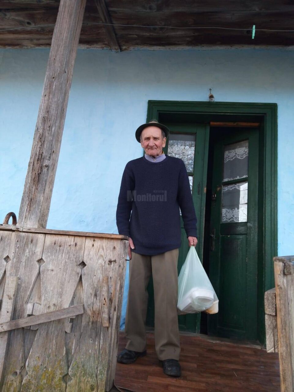 Peste 400 de copii și vârstnici nevoiași au primit daruri în cadrul campaniei „Olimpiadele faptelor bune”