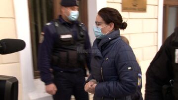 14 mandate de arestare în dosarul șpăgilor de la Serviciul Permise și Înmatriculări