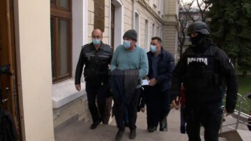 14 mandate de arestare în dosarul șpăgilor de la Serviciul Permise și Înmatriculări