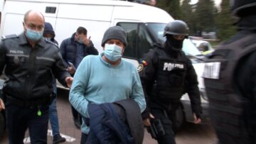 14 mandate de arestare în dosarul șpăgilor de la Serviciul Permise și Înmatriculări