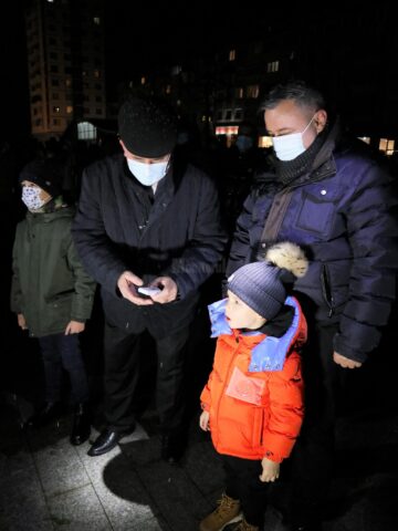 Luminile de sărbătoare din bradul de Crăciun și în centrul Sucevei, decorat feeric, cu mii și mii de luminițe 3