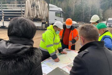 Gheorghe Flutur a fost prezent, vineri, pe șantierul lucrărilor de construcție a magistralei de gaz metan de la Pojorâta la Vatra Dornei