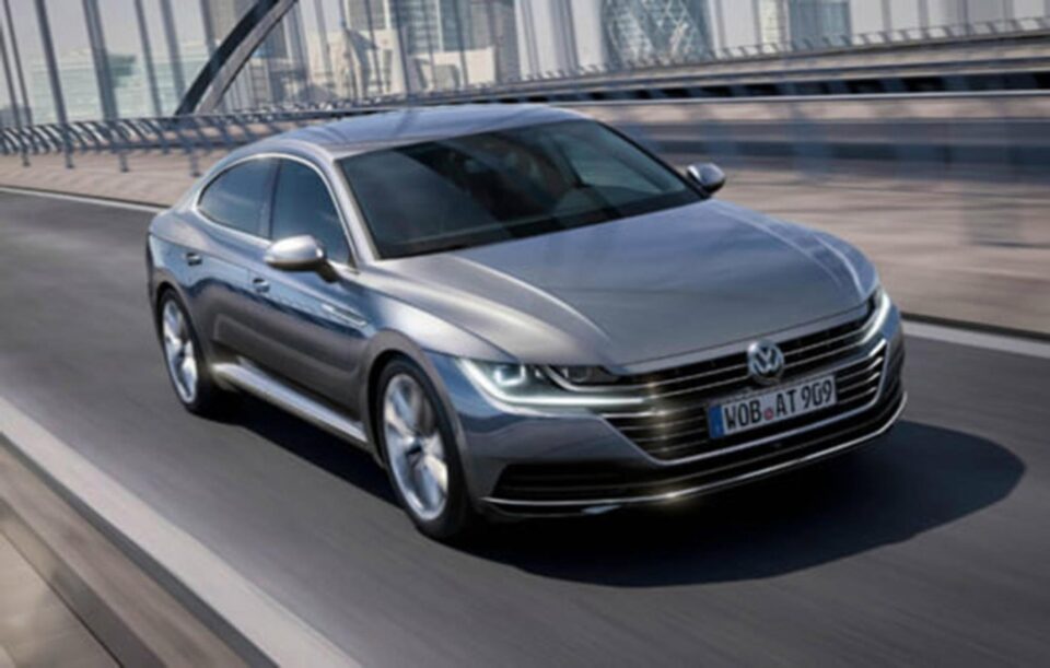 Printre mașinile găsite la percheziții se numără și un Volkswagen Arteon, fabricat în 2020
