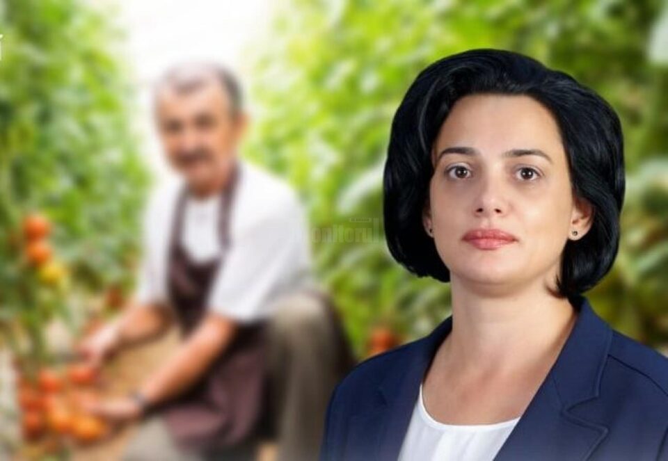 Angelica Fădor: Fermierii din Bucovina vor primi un grant de 10% din valoarea finanțărilor pentru investiții în domeniul agricol Angelica Fădor: Fermierii din Bucovina vor primi un grant de 10% din valoarea finanțărilor pentru investiții în domeniul agricol