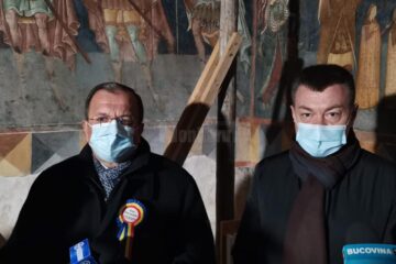 Bogdan Gheorghiu și Gheorghe Flutur au recepționat lucrările de restaurare a picturii bisericii din Bălinești