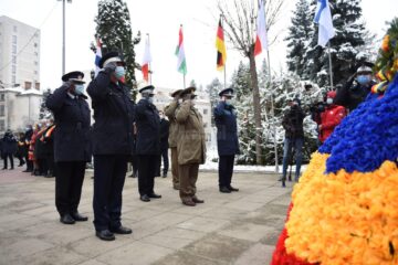 Depunerea coroanelor la manifestările restrânse de 1 Decembrie 2020