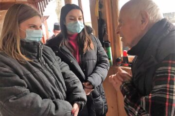 Peste 2.000 de copii și vârstnici au primit daruri din partea voluntarilor înscriși la Olimpiadele faptelor bune