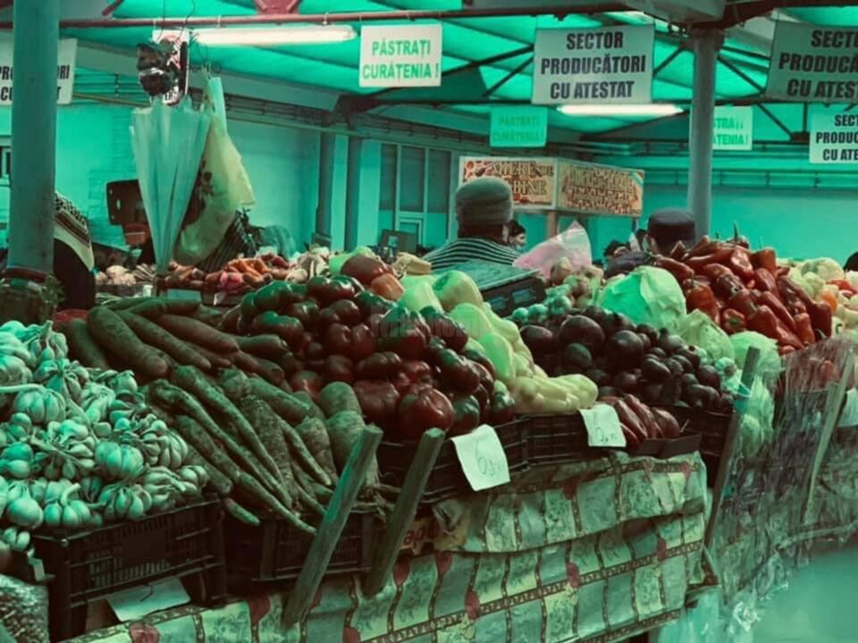Piața Centrală și Piața Burdujeni vor fi redeschise la interior, de sâmbătă, 5 decembrie