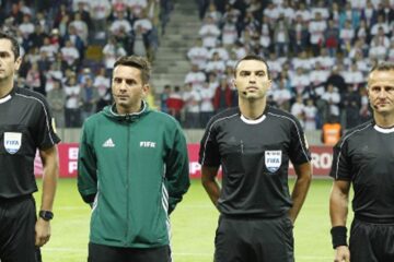 Sebastian Colțescu, al doilea din stânga, i-a pus într-o situație ingrată pe colegii lui