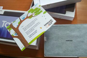 HS Timber Group donează 316 tablete către elevi din opt școli sucevene