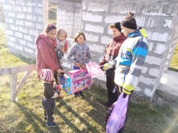 Voluntarii Asociației Tinerilor Ortodocși Suceveni continuă să facă fapte bune