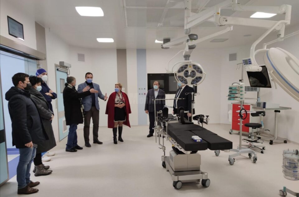 Conducerea regiunii Cernăuți a vizitat noul bloc operator al Spitalului Județean Suceava