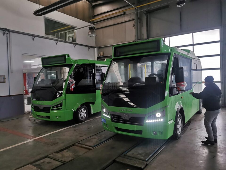 10 autobuze electrice de 6 m lungime au ajuns la Suceava, pentru a completa parcul auto al TPL