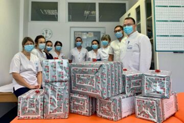 Moș Crăciun în halat alb, pentru copii cu diabet zaharat înscriși la tratament la Spitalul Suceava