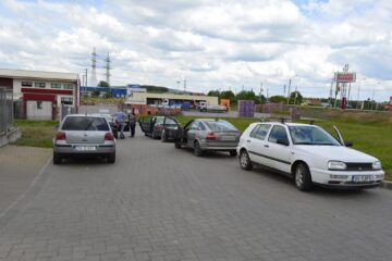 Păgubiți la poarta firmei, în mai 2017