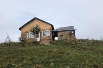 75 de familii sărace din cătunul Țâmpoceni - Păltinoasa, vizitate de asistenții sociali ai Institutului Bucovina Suceava