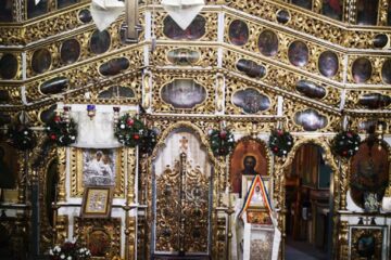 Daruri pregatite pentru oameni varstnici de catre conducerea parohiei Invierea Domnului Dolhasca