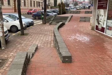 Lucrările de refacere a treptelor și aleilor aferente, finalizate în mai multe zone din municipiul Suceava 1