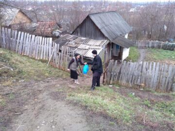Aproape 8.000 de copii și vârstnici necăjiți au fost ajutați de voluntarii campaniei „Olimpiadele faptelor bune”