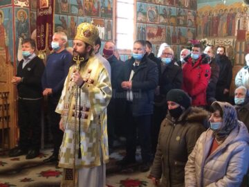 Preasfințitul Damaschin Dorneanul a participat, împreună cu un sobor de preoți, la cel de-al doilea hram al Mănăstirii Voroneț