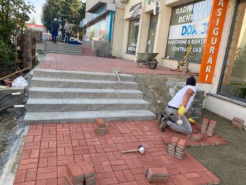 Lucrările de refacere a treptelor și aleilor aferente, finalizate în mai multe zone din municipiul Suceava