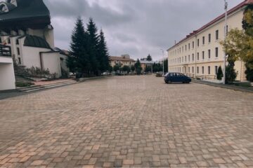 Parcarea de la Tribunal nu va fi cu plată