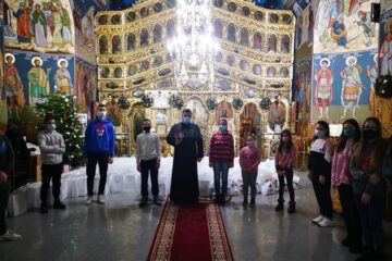 Ajutoare pentru credincioși la Dolhasca