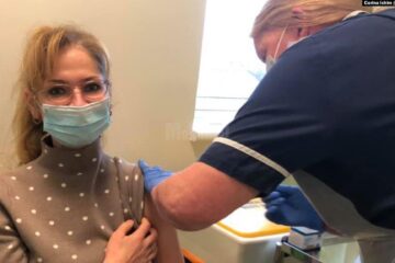 Dr. Corina Ichim este primul medic sucevean vaccinat anti-Covid Foto Europa Liberă