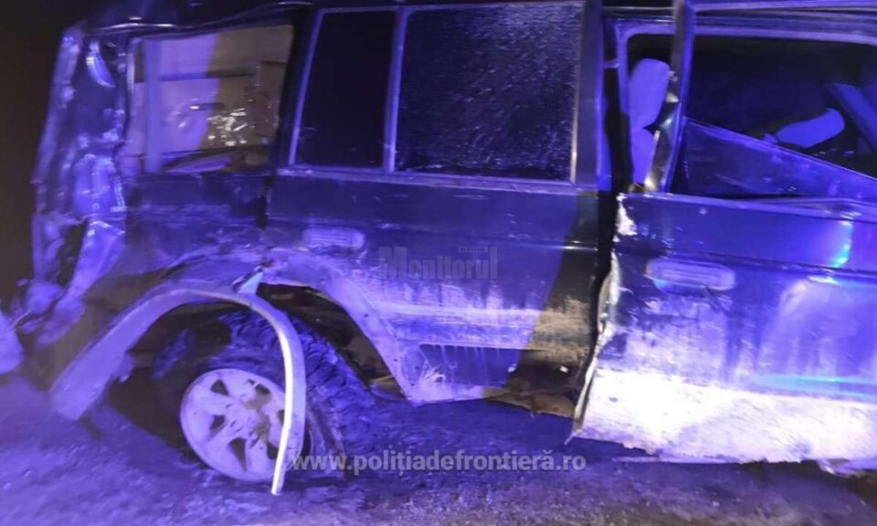 Urmărire în noapte după un jeep încărcat cu aproape 13.000 de pachete de țigări de contrabandă
