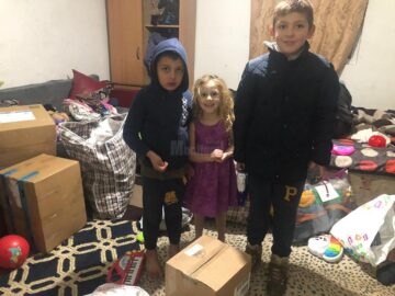 Cadouri pentru copii de la Andrei Bacoș și Vasile Bolohan