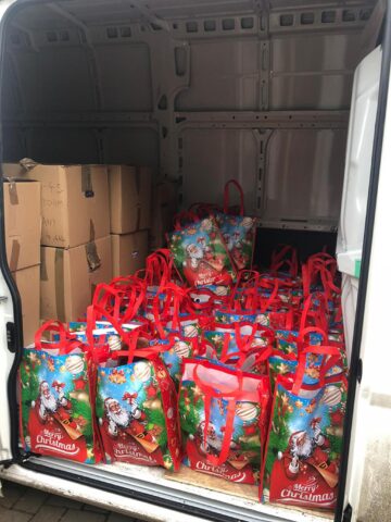 Cadouri pentru copii de la Andrei Bacoș și Vasile Bolohan