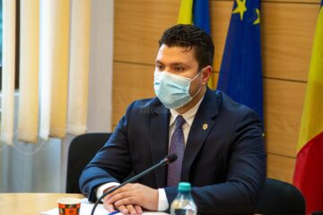 Primarul municipiului Rădăuți, Bogdan Loghin