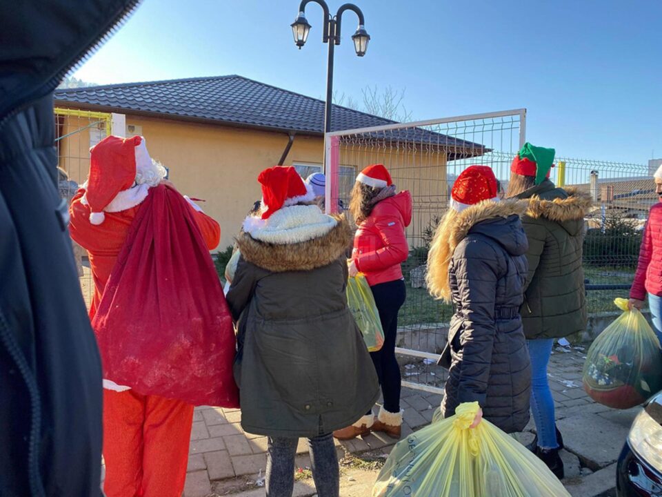 Daruri pentru copiii instituționalizați și pentru familiile defavorizate