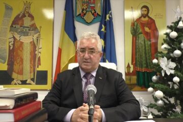 Ion Lungu recomandă petrecerea sărbătorilor în familie și să nu se meargă cu colinda