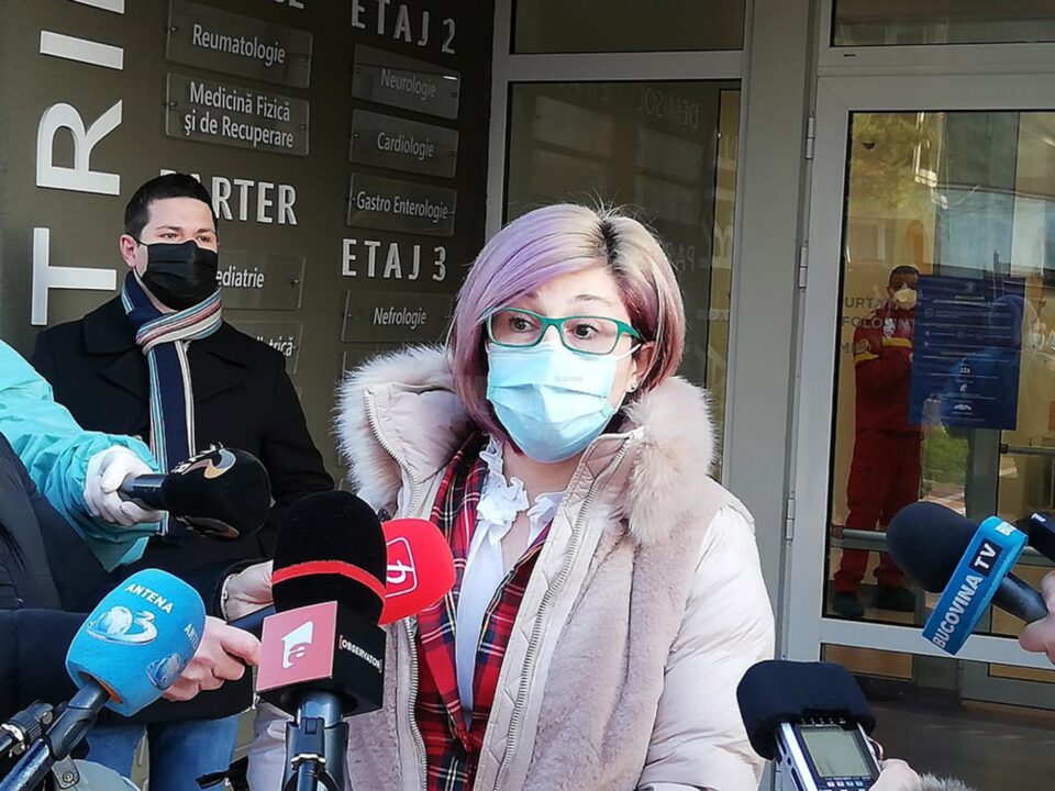 Dr. Monica Terteliu, primul medic din Spitalul Suceava vaccinat anti-Covid