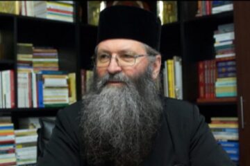 Părintele arhimandrit Iustin Dragomir, starețul Mănăstirii Bogdana din Rădăuți