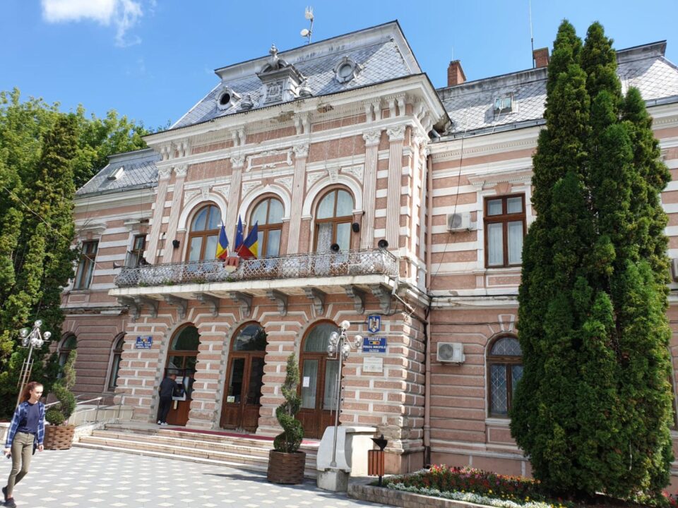 Municipiul Fălticeni intră în scenariul galben de restricții pentru 14 zile