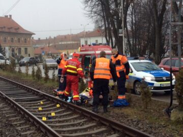 Ionel Doboș, cunoscut ca Enți, a fost lovit de locomotiva trenului 5623 Suceava-Putna