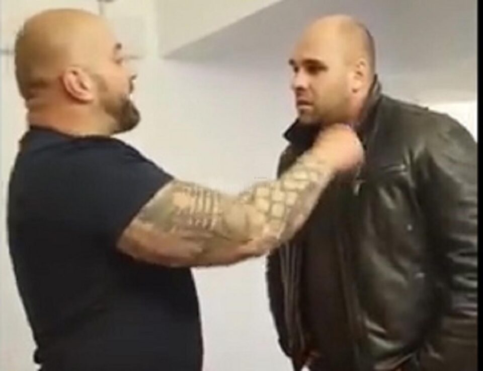 Bogdan Galaton și polițistul Răzvan Bolea